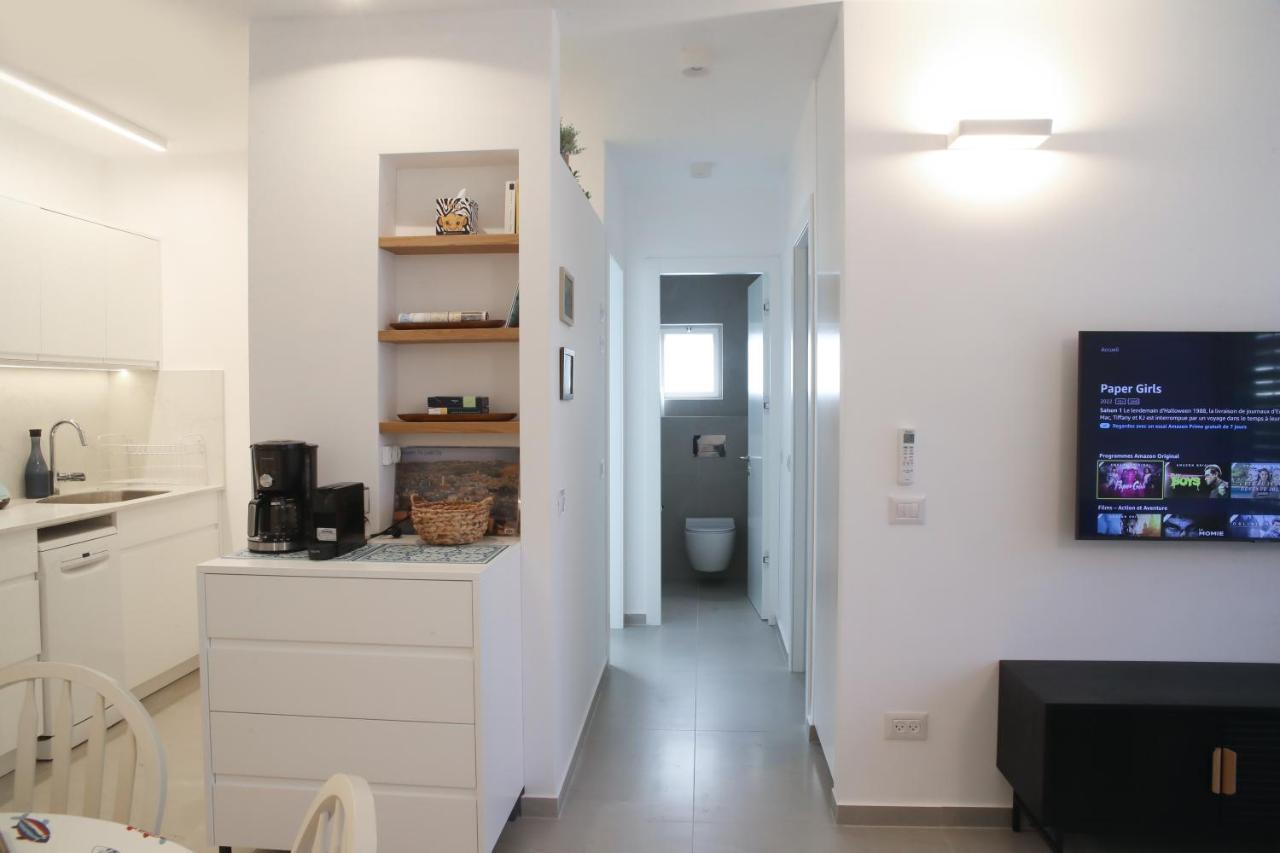 Apartment Bugrashov - Charming, Amazing & Quiet 2 *