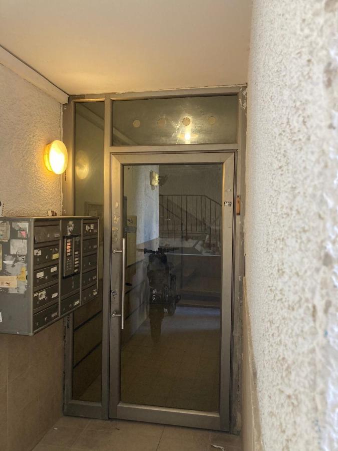 Apartment Bugrashov - Charming, Amazing & Quiet 2 *